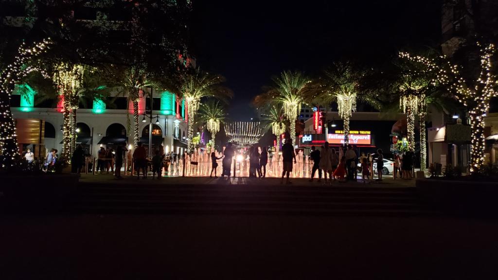 Sandi Light Display: West Palm Beach has a sand Christmas tree and light display every year